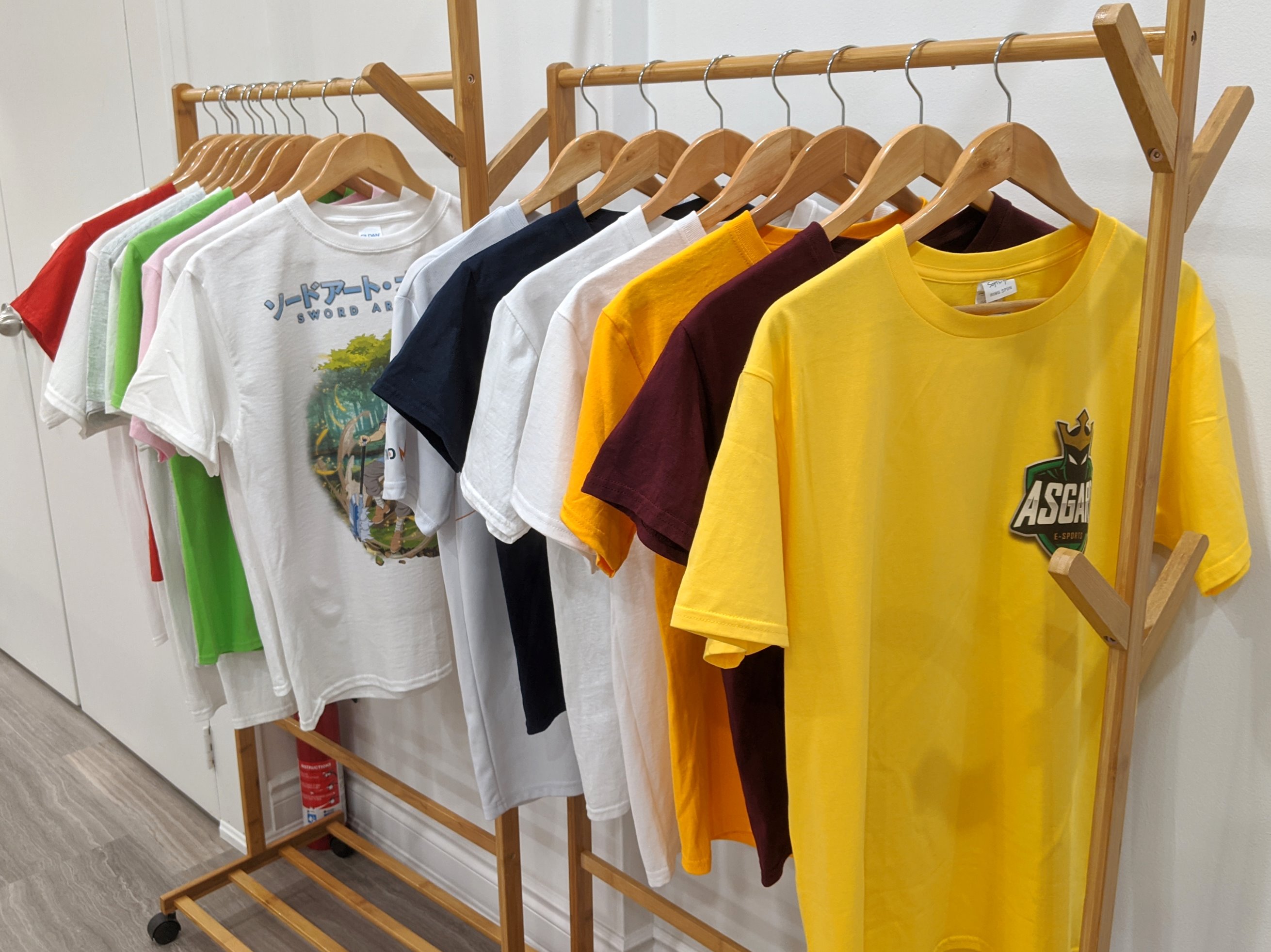 T-Shirt Rack Collection